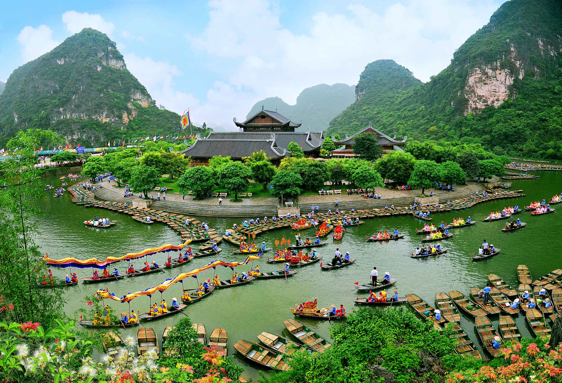 Chuyên trang du lịch nước ngoài: 8 nơi đẹp nhất Việt Nam, không đến thăm thì quá phí! - Ảnh 2.
